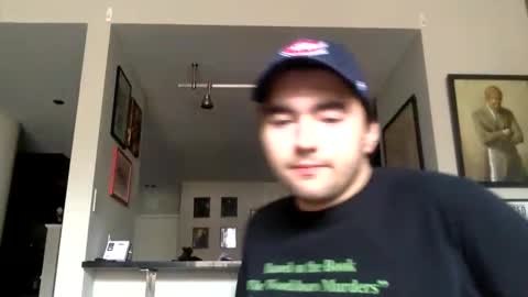 Snapshot of edmundfitz75 chatting on 26, 4, 2026 EddieFitz75 online show from 26, 4, 2026
