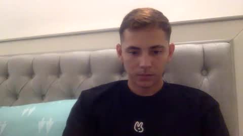 Snapshot of edrienp chatting on 22, 10, 2025 edrienp online show from 22, 10, 2025