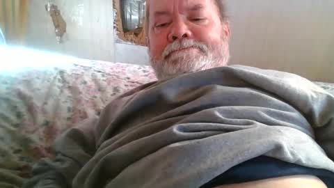 Snapshot of edwalters chatting on 4, 1, 2025 Eddie online show from 4, 1, 2025