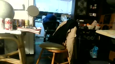 Snapshot of edwalters chatting on 1, 2, 2025 Eddie online show from 1, 2, 2025