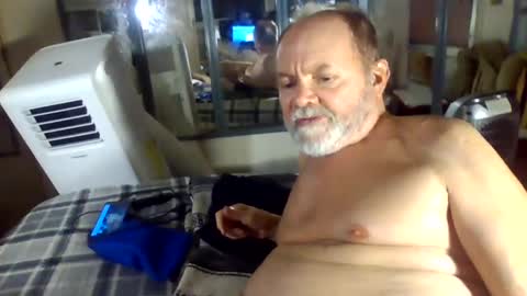 Snapshot of edwalters chatting on 13, 2, 2025 Eddie online show from 13, 2, 2025