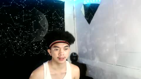 edward_cums online show from 10, 3, 2025