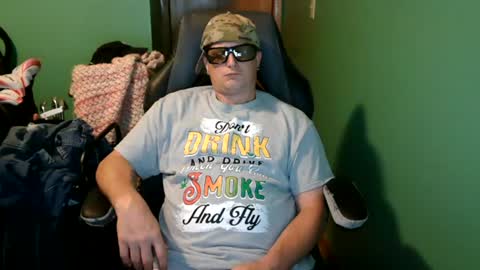 edwardaims_2please online show from 17, 7, 2026
