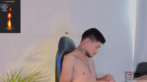 Snapshot of edwardross_ chatting on 1, 6, 2026 Edward Ross online show from 1, 6, 2026