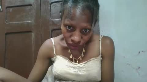 edwige770943 online show from 2, 6, 2026