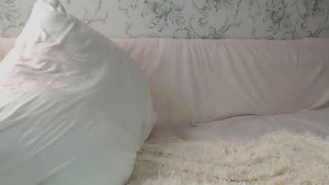 Snapshot of effsweet chatting on 17, 12, 2024 Eff online show from 17, 12, 2024