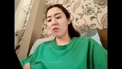 Effy online show from 5, 4, 2026