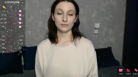 Snapshot of effy_gray chatting on 23, 12, 2024 Anna online show from 23, 12, 2024