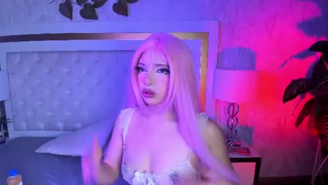 effy_kesster online show from 12, 6, 2026
