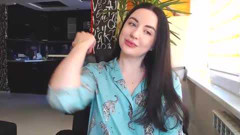 Effy online show from 29, 1, 2025