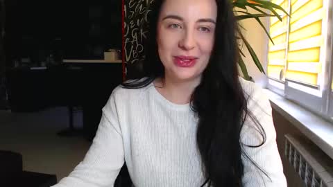 Effy online show from 24, 9, 2025