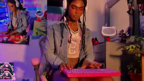 Snapshot of effy_marinn chatting on 17, 9, 2025 effy_marinn online show from 17, 9, 2025