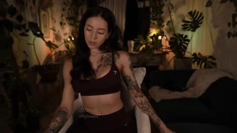 Effy online show from 28, 4, 2026