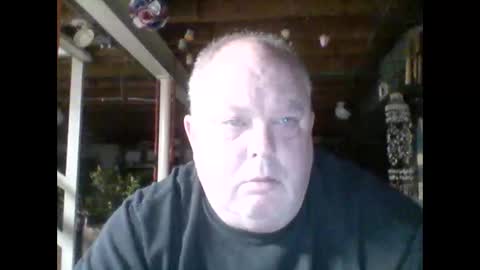Snapshot of efriff chatting on 24, 4, 2026 efriff online show from 24, 4, 2026