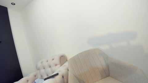 Snapshot of ehotlovea chatting on 29, 12, 2024 Erik and Alice online show from 29, 12, 2024