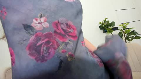 Snapshot of ehotlovea chatting on 17, 1, 2025 Erik and Alice online show from 17, 1, 2025