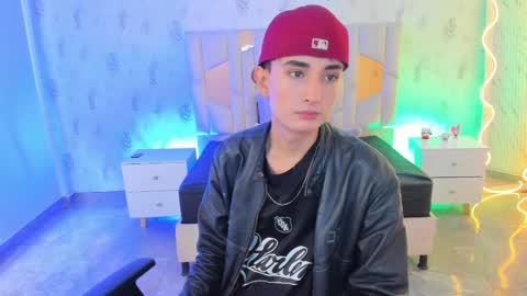 Snapshot of eidan_tay chatting on 20, 5, 2026 eidan_tay online show from 20, 5, 2026