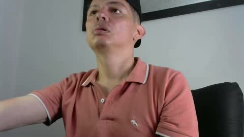 Snapshot of eider122 chatting on 2, 3, 2026 EIder online show from 2, 3, 2026