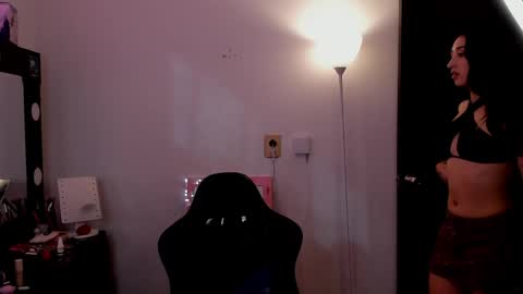 Snapshot of eileenford chatting on 30, 5, 2026 EileenFord online show from 30, 5, 2026