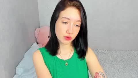 eileenmoores online show from 13, 4, 2026