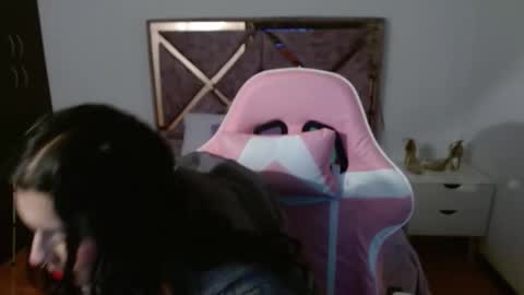 eilynro7 online show from 14, 9, 2025