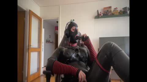 Eimi online show from 17, 5, 2026