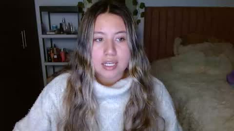 EIMY   MODEL INDEPENDENT online show from 24, 10, 2025