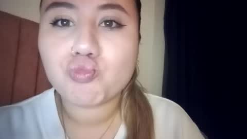 EIMY   MODEL INDEPENDENT online show from 16, 2, 2026