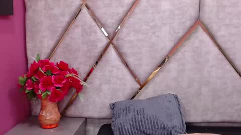 Snapshot of eimy_cutte chatting on 4, 2, 2025 eimy_cutte online show from 4, 2, 2025