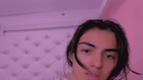 Snapshot of eimy_skinny chatting on 24, 5, 2026 eimy online show from 24, 5, 2026