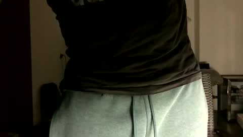 Snapshot of einhoernchen438 chatting on 17, 9, 2025 einhoernchen438 online show from 17, 9, 2025