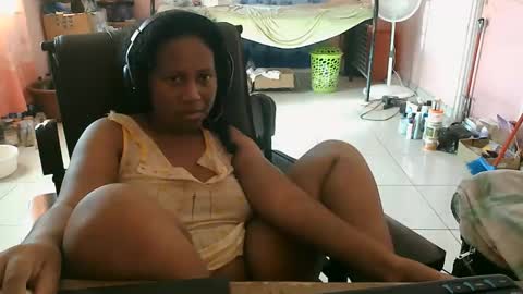 Eirondra Valeen online show from 3, 11, 2025