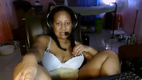 Eirondra Valeen online show from 11, 2, 2026