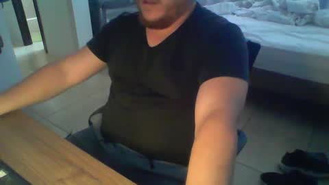 Snapshot of ekudemic chatting on 25, 10, 2025 Juan Pablo M online show from 25, 10, 2025