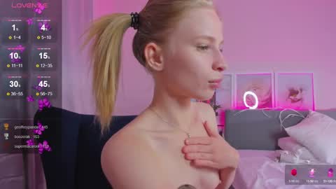 Snapshot of el1s_evans chatting on 2, 3, 2025 please read my bio there is information about private shows and about my personality online show from 2, 3, 2025