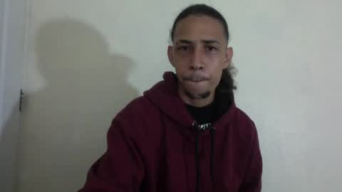 Instagram BelowAbajo online show from 5, 4, 2026