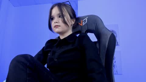 Your sweet girl online show from 14, 1, 2025