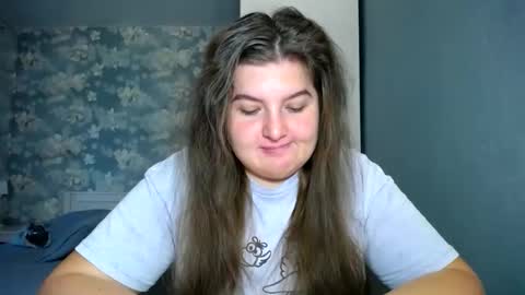 Snapshot of elanis_blair chatting on 12, 11, 2025 Elanis online show from 12, 11, 2025