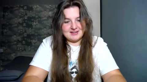 Snapshot of elanis_blair chatting on 6, 2, 2026 Elanis online show from 6, 2, 2026