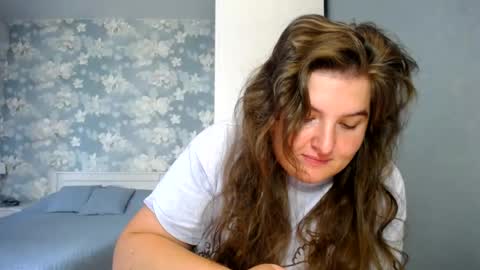 Snapshot of elanis_blair chatting on 3, 7, 2026 Elanis online show from 3, 7, 2026