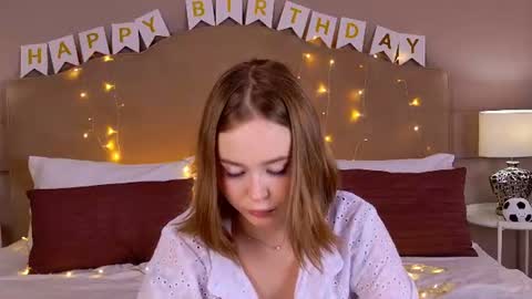 elaravance online show from 26, 6, 2026