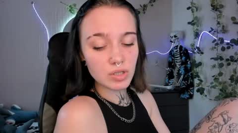 elastikiss online show from 28, 6, 2026