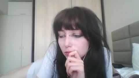 Snapshot of elaynetanton chatting on 31, 5, 2026 Lia online show from 31, 5, 2026