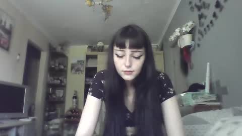 Snapshot of elaynetanton chatting on 12, 6, 2026 Lia online show from 12, 6, 2026