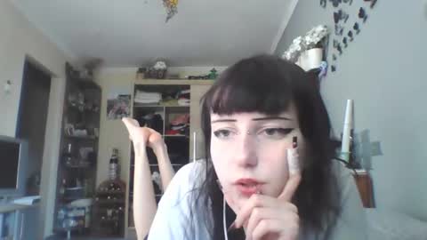 Snapshot of elaynetanton chatting on 27, 6, 2026 Lia online show from 27, 6, 2026