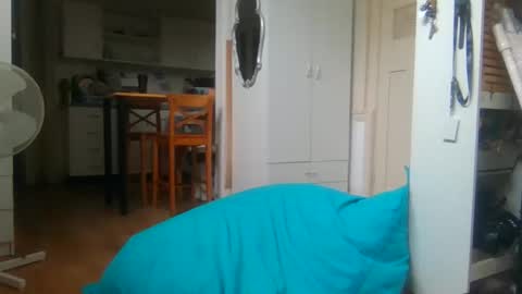 daniel18cmx online show from 22, 10, 2025