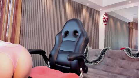 Snapshot of electraa_fox chatting on 28, 12, 2024 Electra online show from 28, 12, 2024