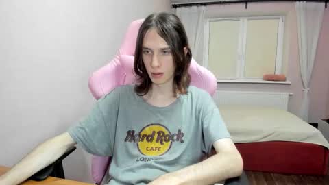 eleganc3 online show from 10, 9, 2025