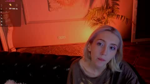 Snapshot of elen__moore chatting on 6, 5, 2026 Elen online show from 6, 5, 2026