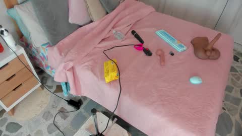 Snapshot of elena_mature chatting on 21, 10, 2025 Elena online show from 21, 10, 2025